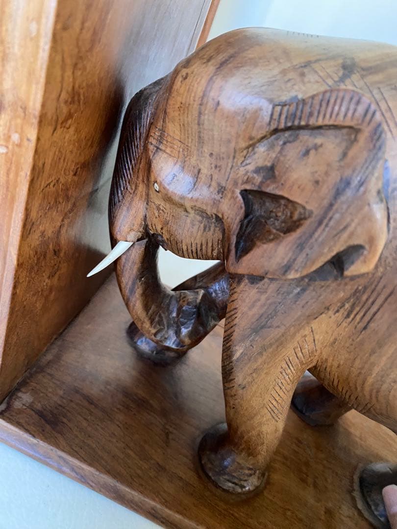 象　木製ブックスタンド　本立てビンテージ　アンティーク　置物　木製象