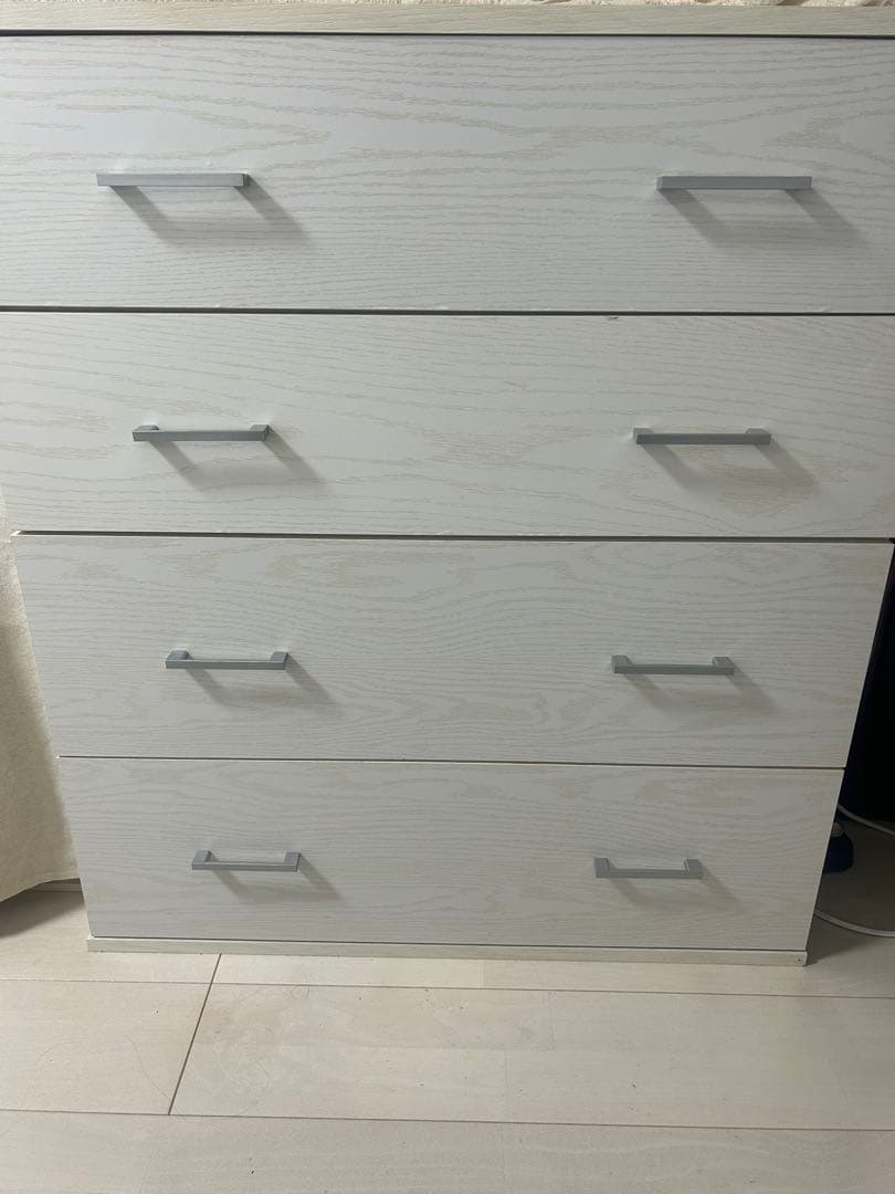 ニトリ　ホワイト 木製 チェスト 4段