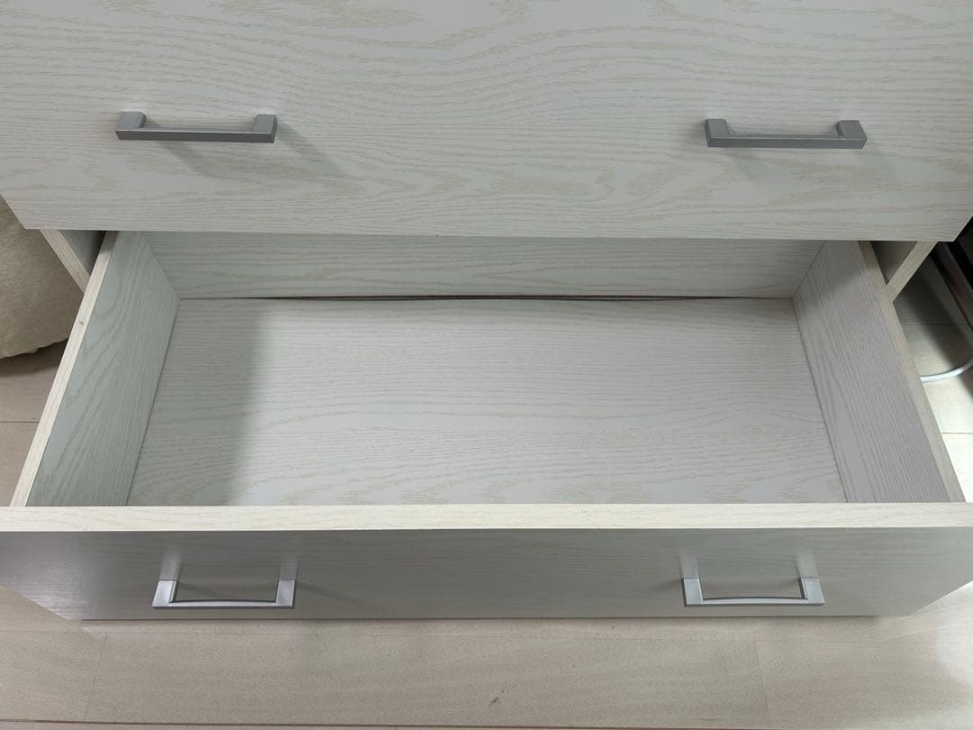 ニトリ　ホワイト 木製 チェスト 4段