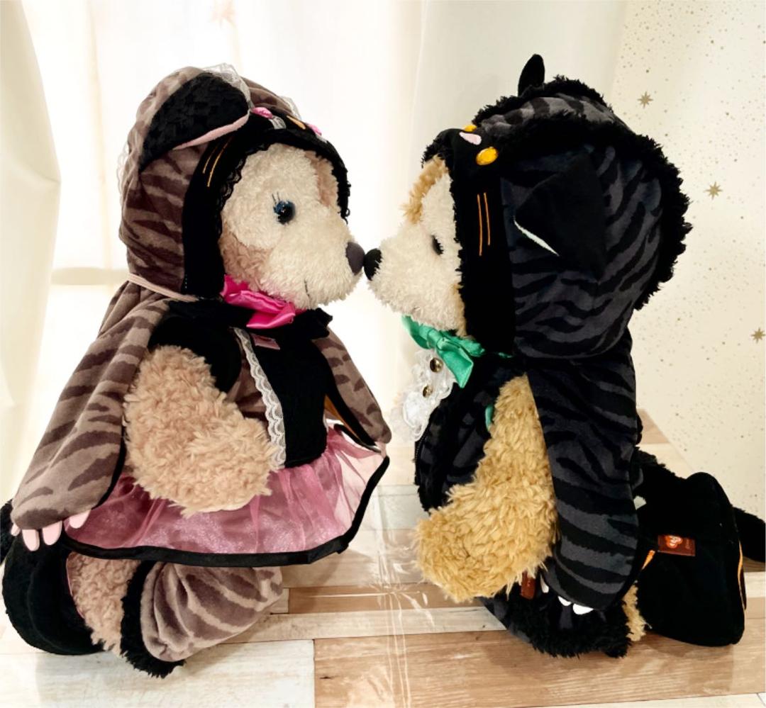 Disney Sea ハロウィン　ダッフィー シェリーメイ　ぬいぐるみ付き