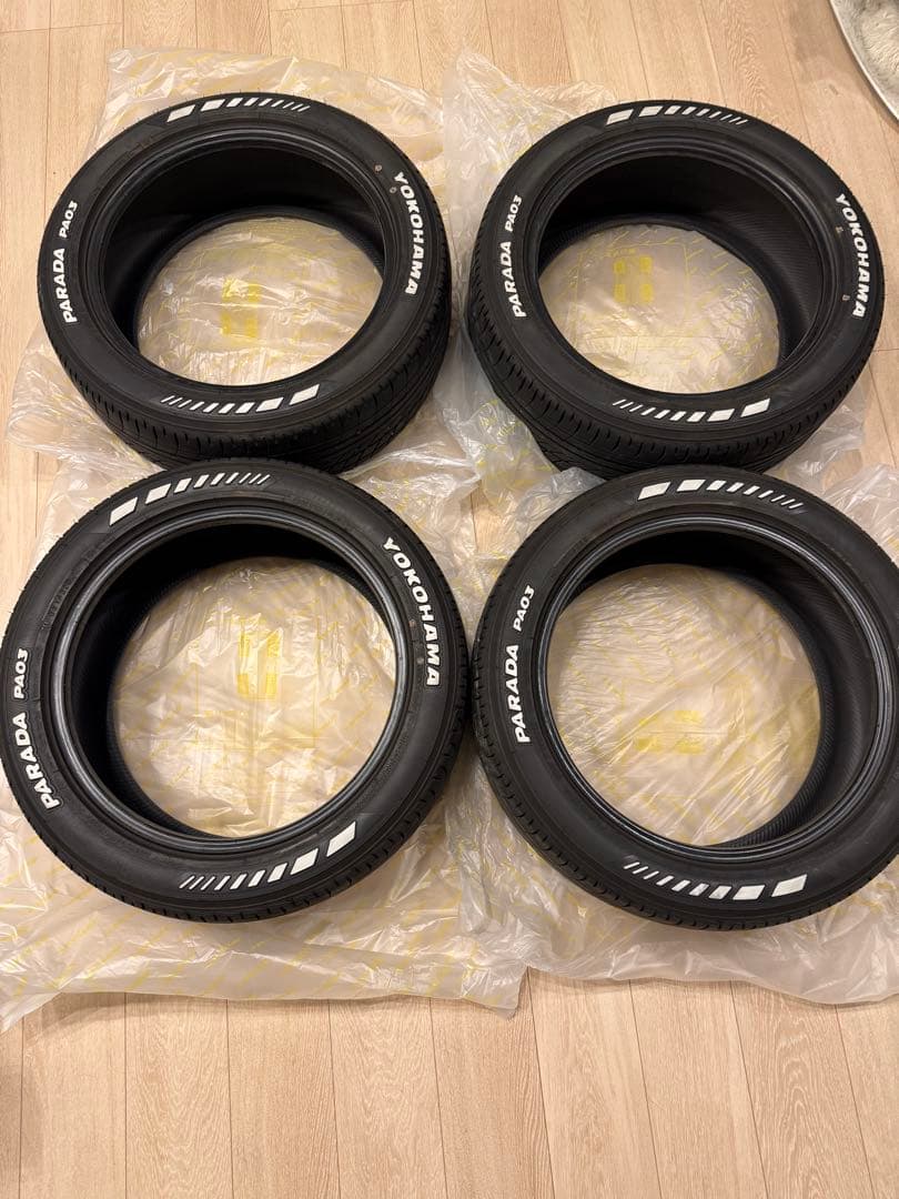 長*友様 YOKOHAMA PARADA 225/50R18 ホワイトレター　2