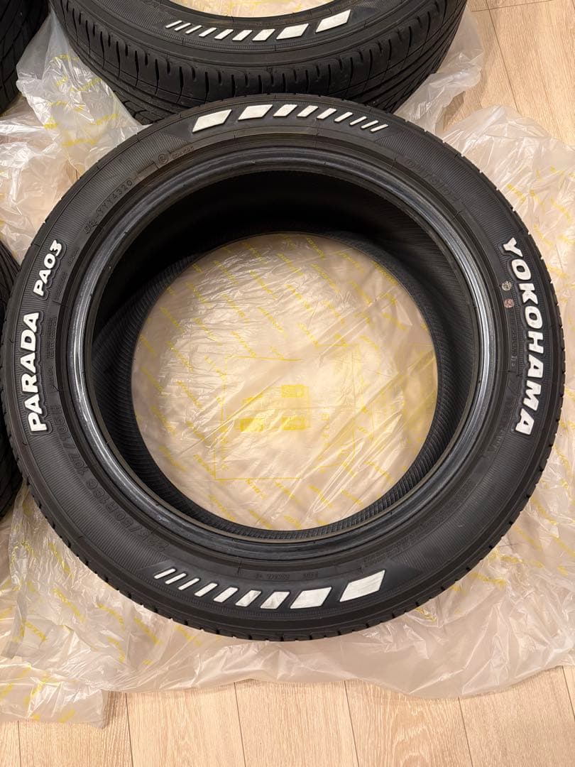 長*友様 YOKOHAMA PARADA 225/50R18 ホワイトレター　2