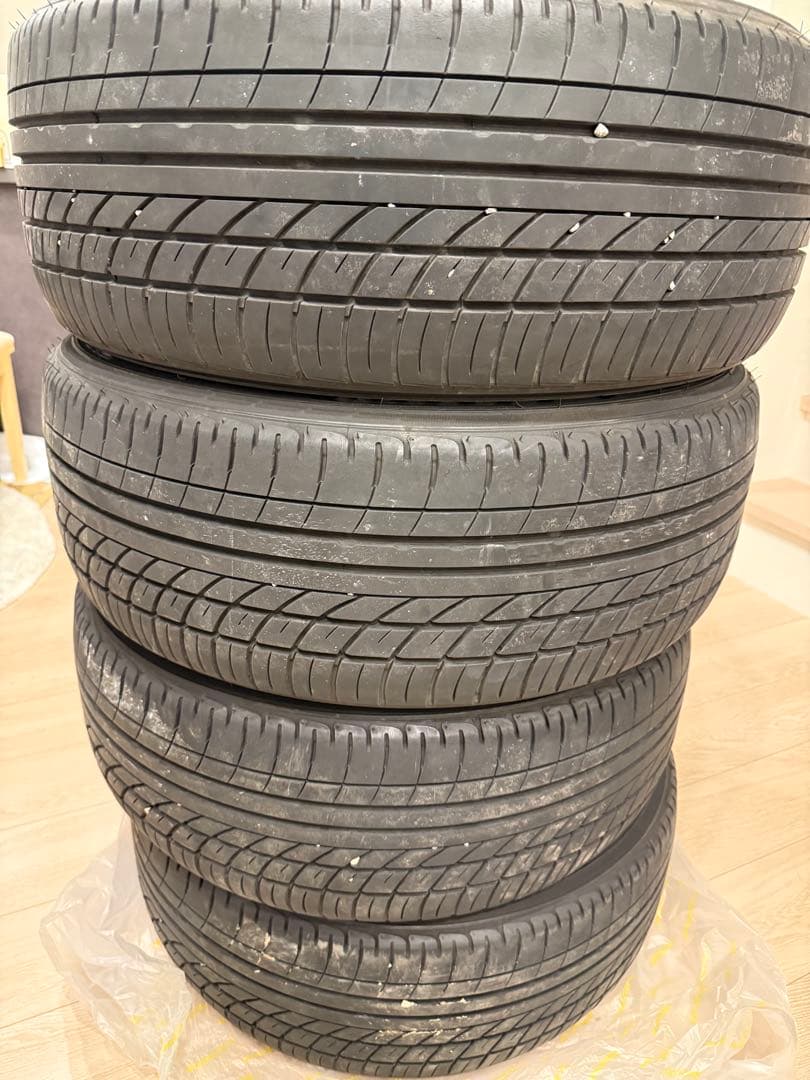 長*友様 YOKOHAMA PARADA 225/50R18 ホワイトレター　2
