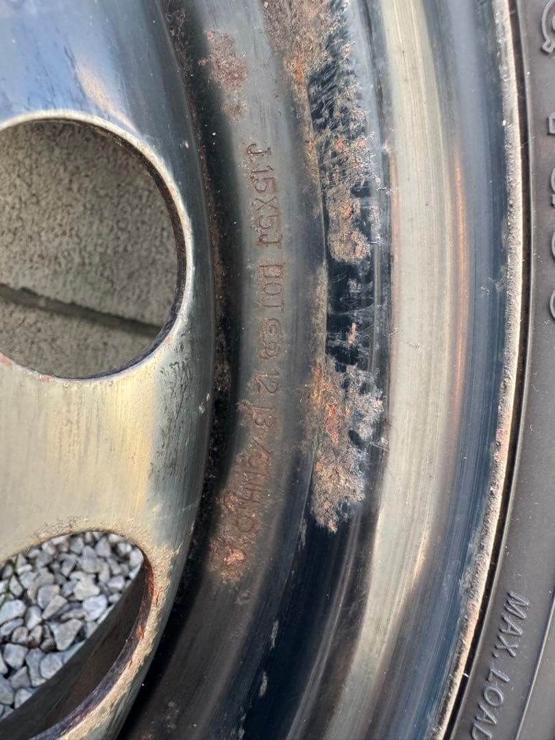 キ*2様 バリ山トヨタ15インチ鉄ホイール175/65R15スタッドレスタイヤ付