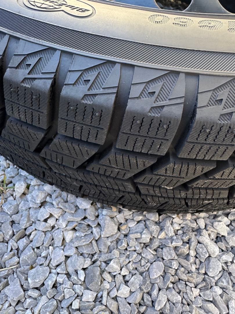 キ*2様 バリ山トヨタ15インチ鉄ホイール175/65R15スタッドレスタイヤ付