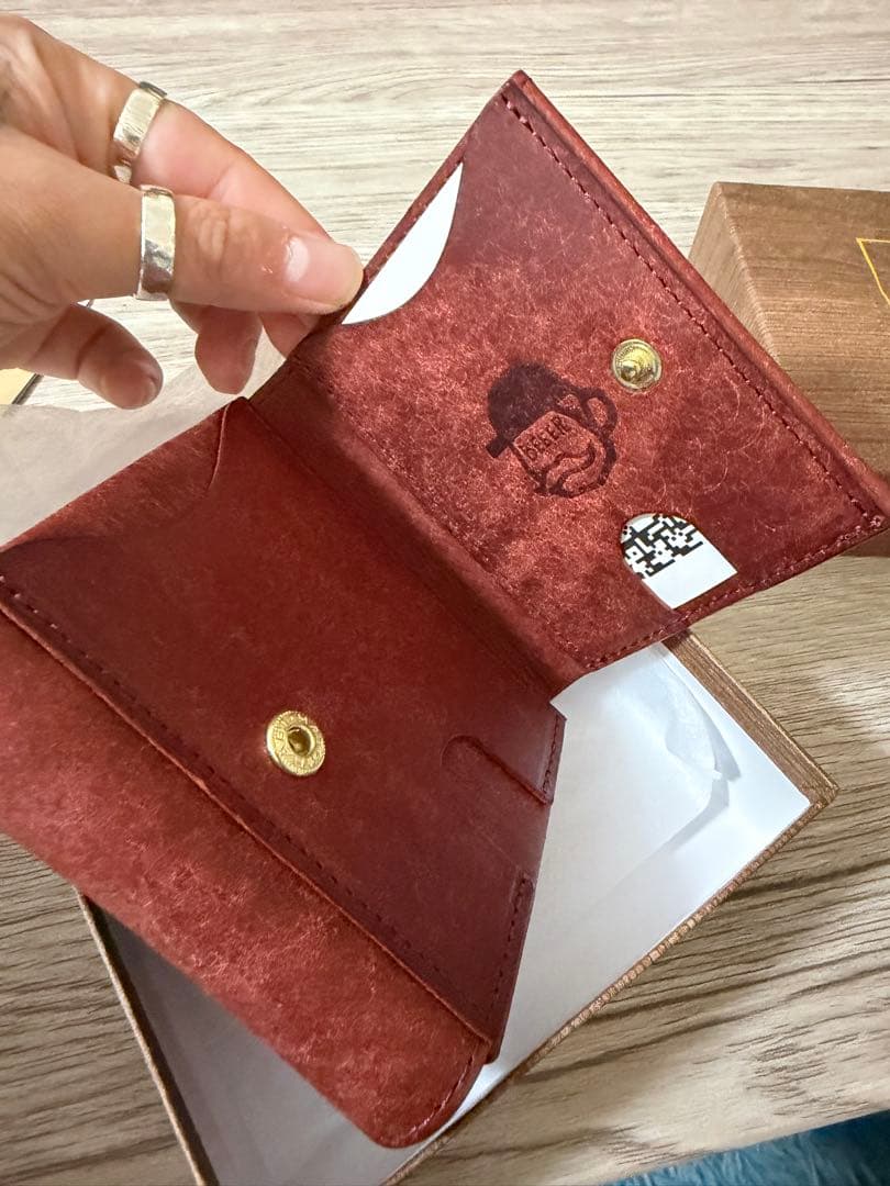 BEERBERRY ブラウンレザー ケース