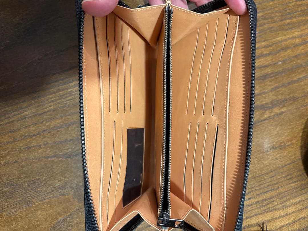 マルジェラ クラッチバック型長財布　黒