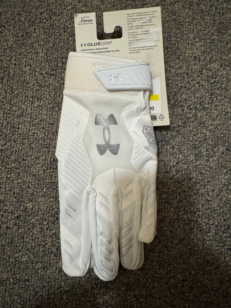 新品未使用 UA F9 NITRO グローブ M/M 限定版