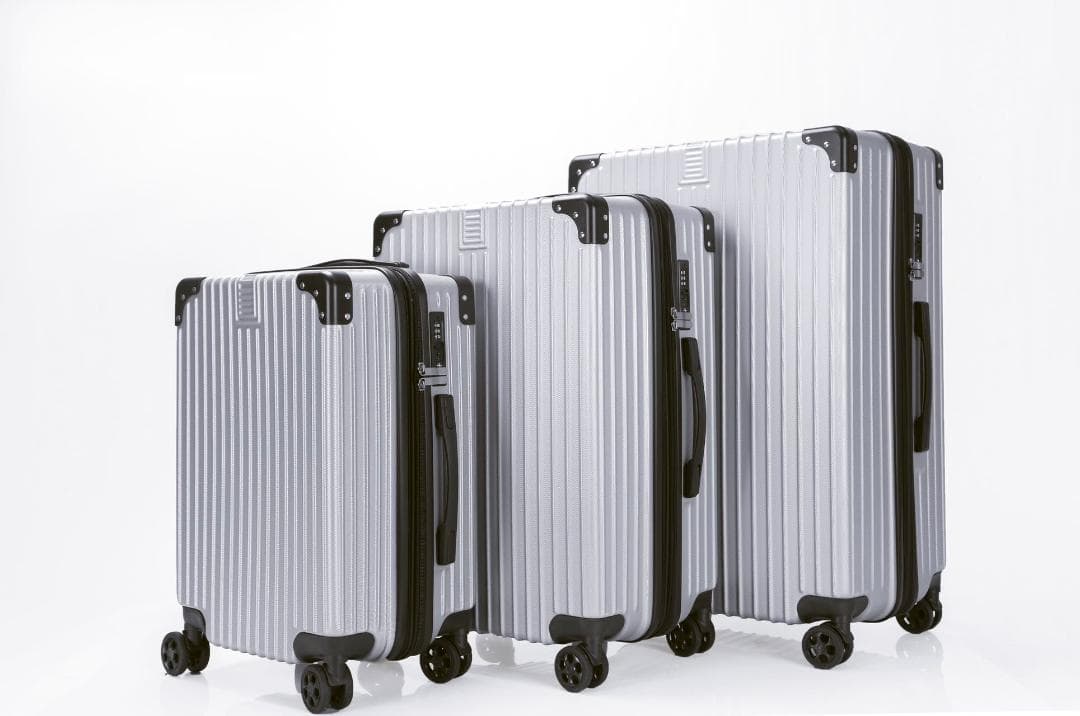 軽量Lサイズ　静音8輪　キャリーバッグ　スーツケース　キャリーケース　シルバー