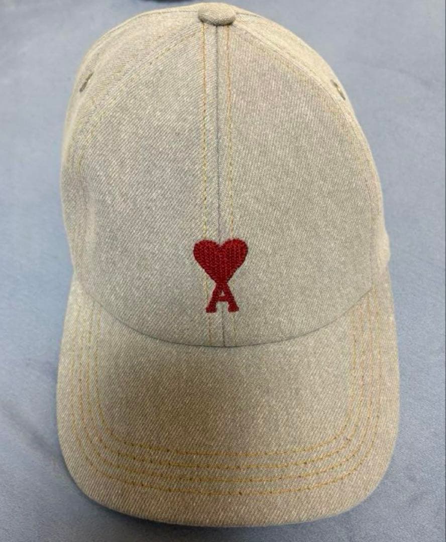 amiparis グレー キャップ ハート刺繍