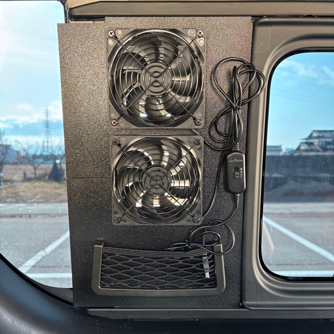 ハイエース 換気扇 2連 ４型 ABS 運転席側 防虫ネット バッテリーケース付