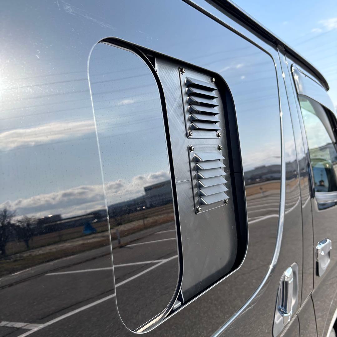 ハイエース 換気扇 2連 ４型 ABS 運転席側 防虫ネット バッテリーケース付