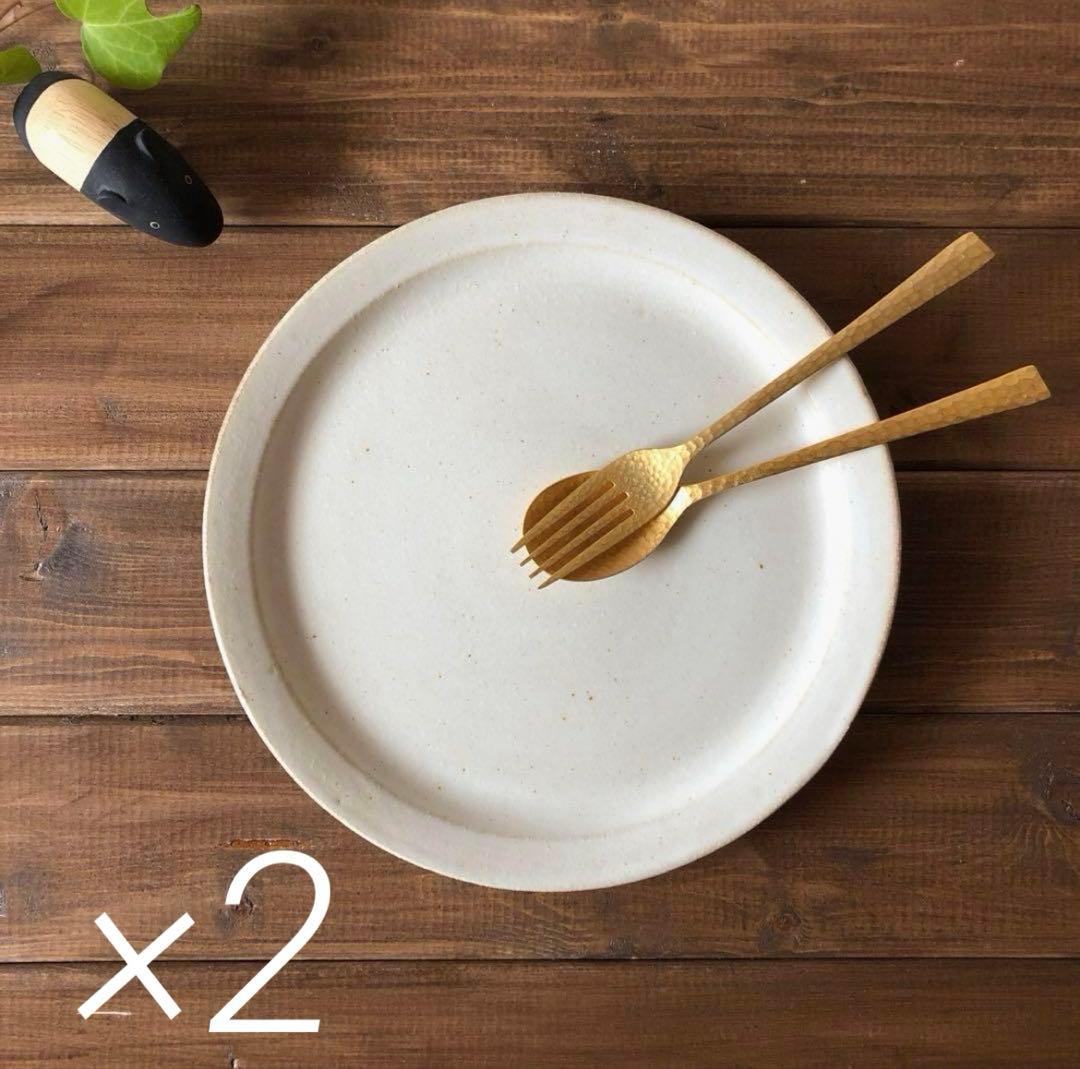 ぎゅな☺︎ 益子焼　kinariプレート