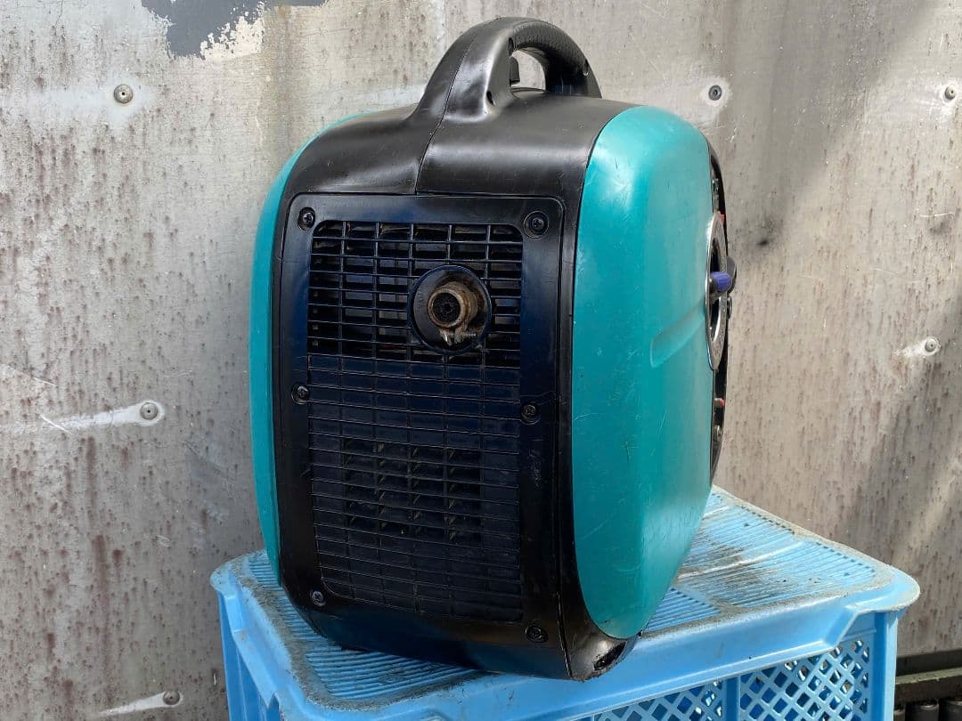 [動作良好・保証付]DENYOインバーター発電機GE-1600SS-IV(40)