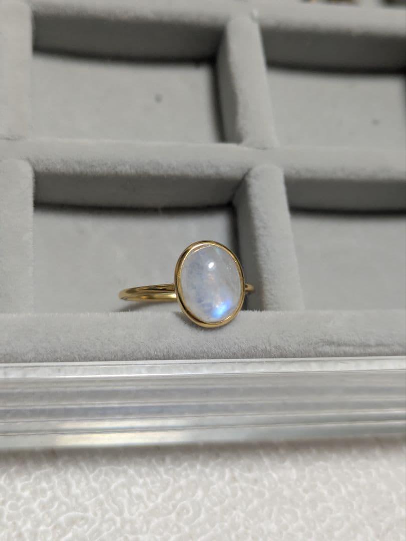 artida oud[eden] カボション レインボームーンストーン リング