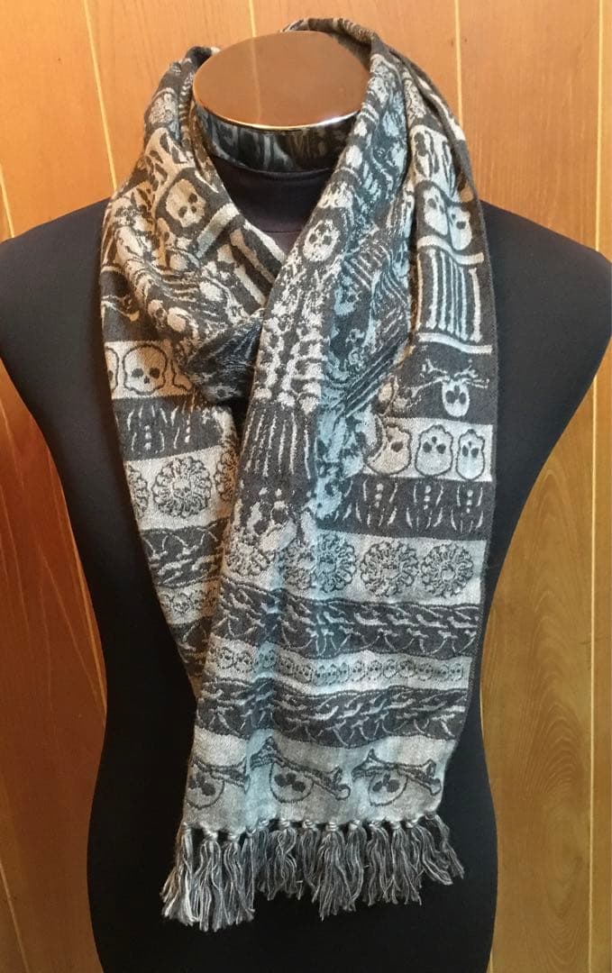 ALEXANDER MQUEEN スカル柄　ドクロデザイン　イタリア製