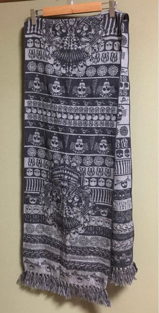 ALEXANDER MQUEEN スカル柄　ドクロデザイン　イタリア製