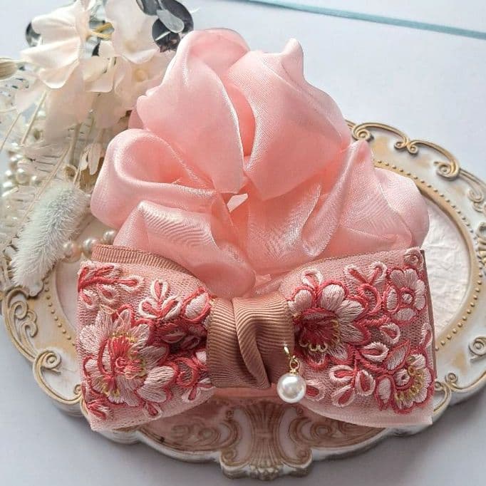 いつな⭐︎様お取引中⭐3250⭐❣️大人可愛い華やかアクセ❣️オリジナル✴