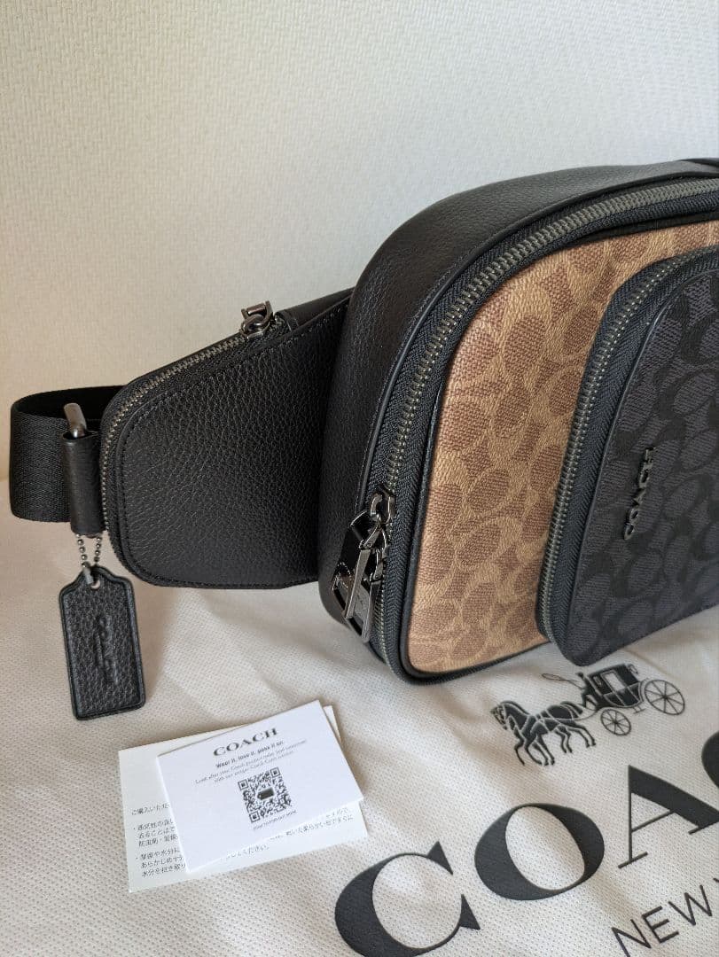 1月末までの出品【新品・未使用】COACHボディバッグ
