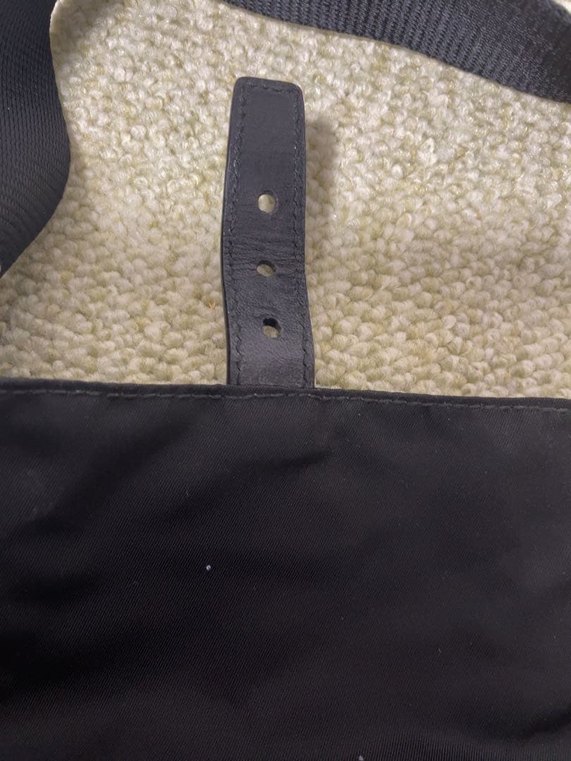 PRADA バッグ