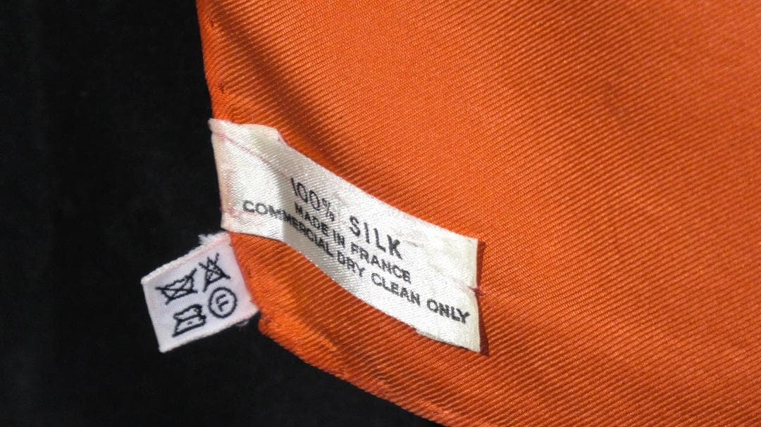 HERMES エルメス　大判スカーフ　カレ90　 D509