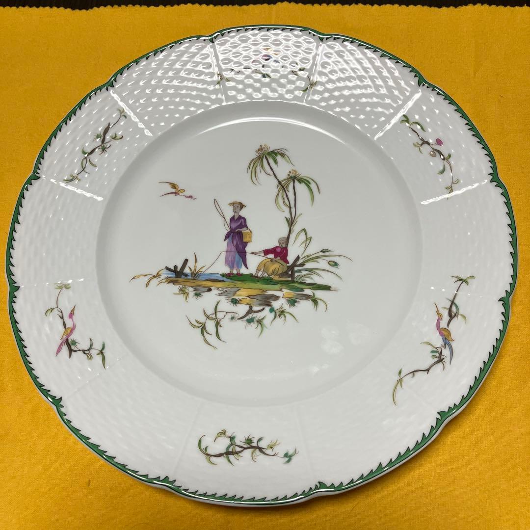 リモージュ、シキオン、レイノー社製の花柄装飾ラウンドプレートNO3