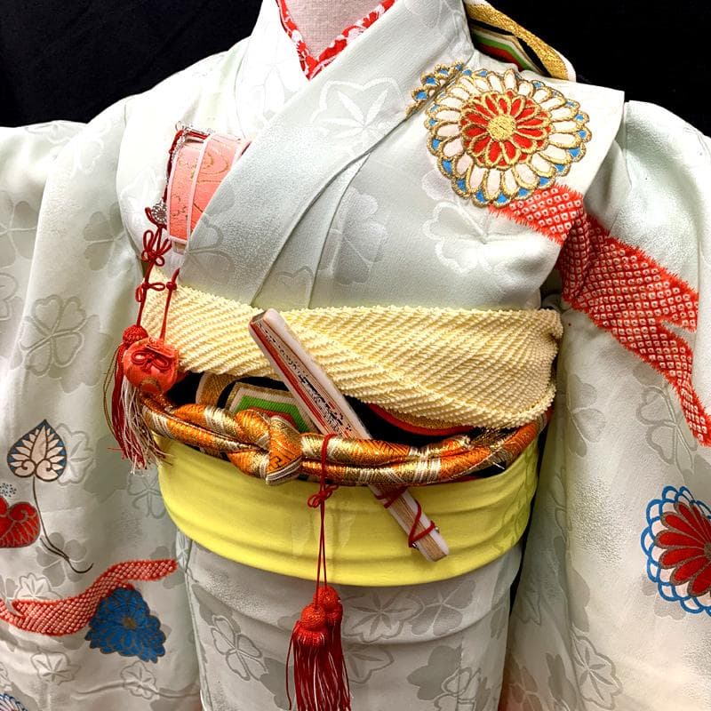 504ag64□七五三 七歳 セミアンティーク 女児 着物&袋帯 銀彩 菊□