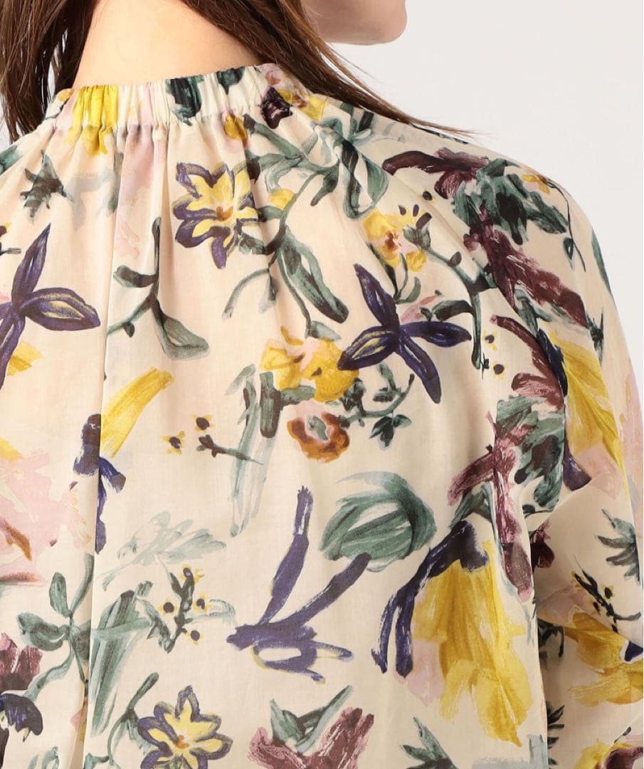 極美品　トゥモローランド　アピースフラワープリント ネックギャザーブラウス