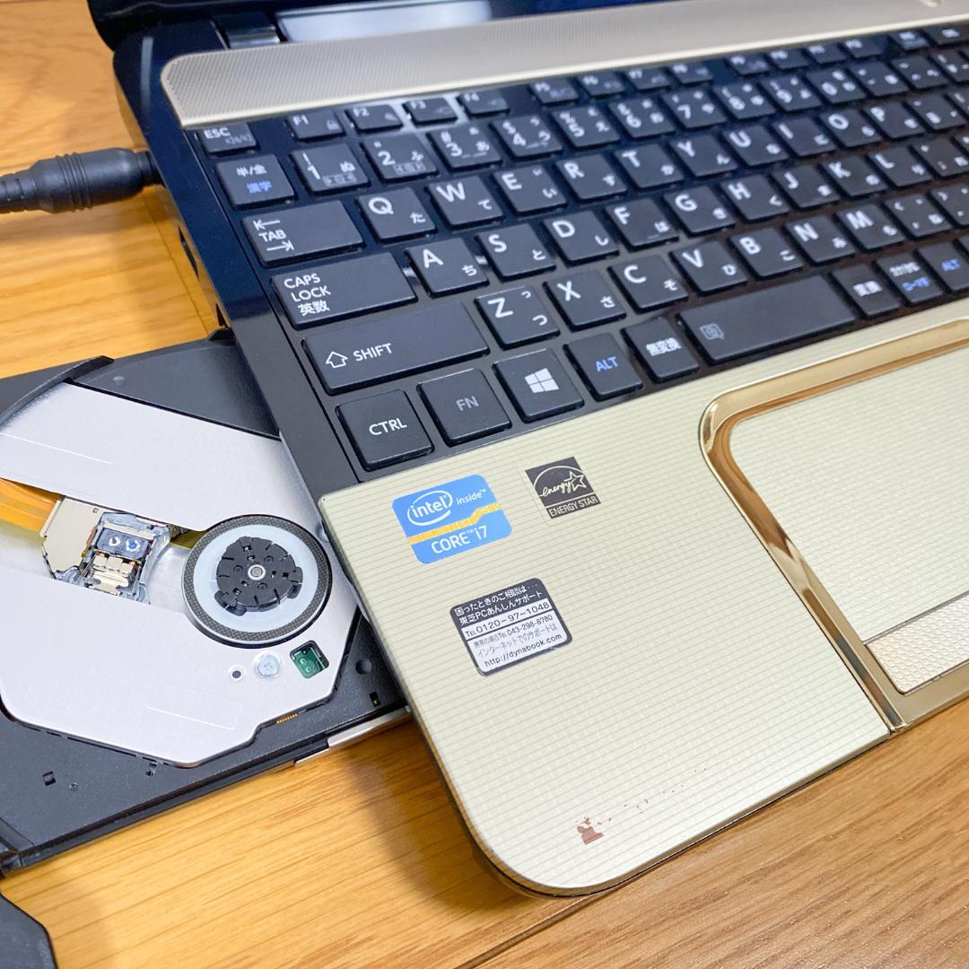 P6inpgrge✨オフィス2021✨4コアi7 SSD256 メモリ8