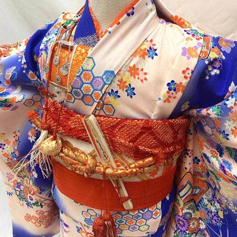 503ag69□七五三 七歳 女児 着物&袋帯&長襦袢 金彩 御所車□状態良好