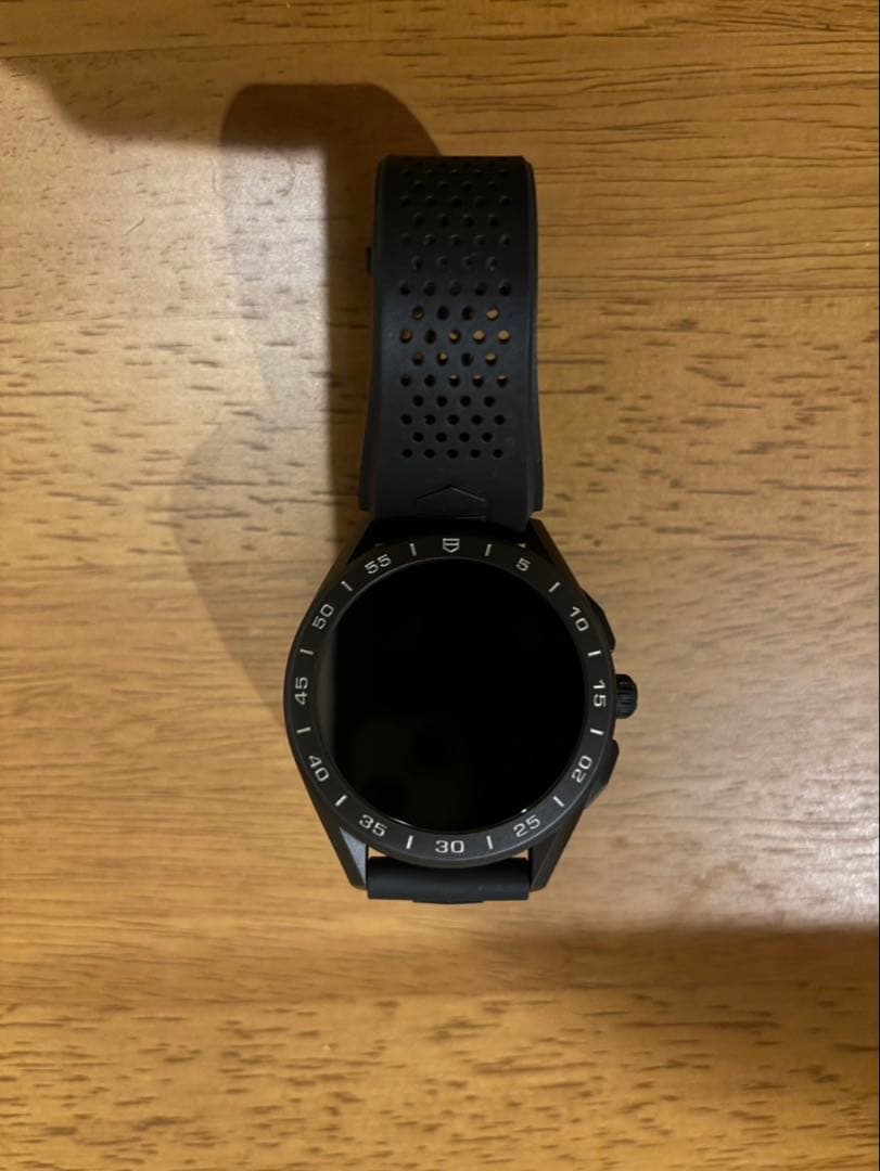 別売ベルト付TAG Heuer Connected Calibre E3 45㎜