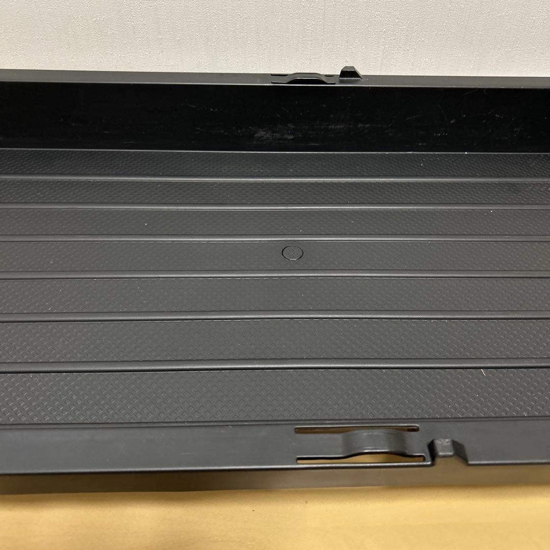 エクストレイル　ラゲッジアンダートレイ　左