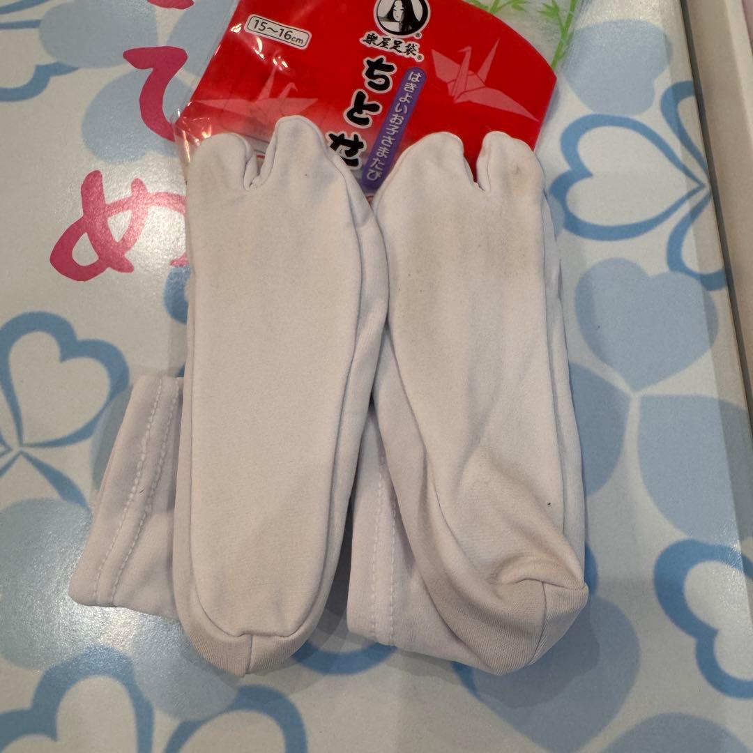 着画あり、おまけ付き！七五三 着物セット 赤色 3歳