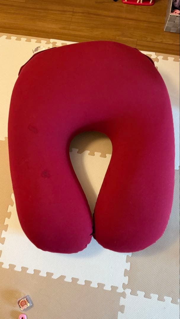 Yogibo U字型ビーズクッション ワインレッド