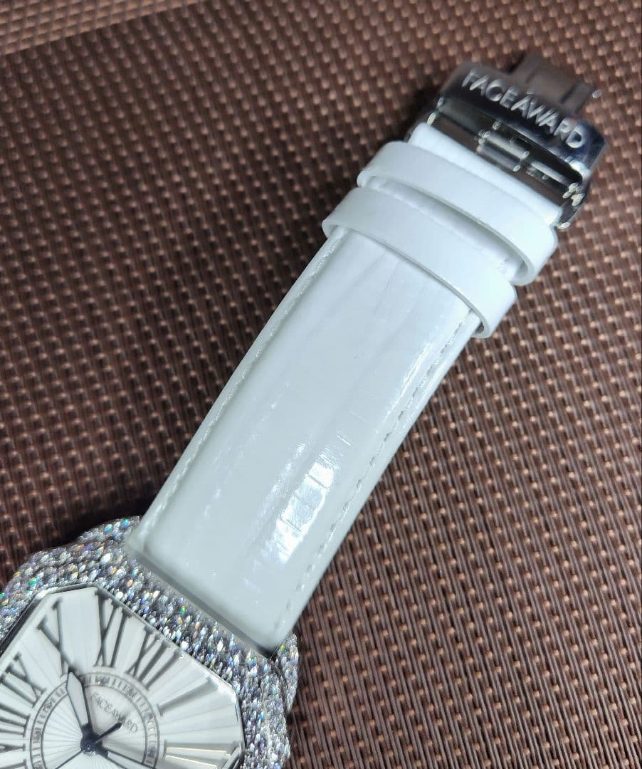 Kayoきち様へFACEAWARD スクエア レディース時計 白