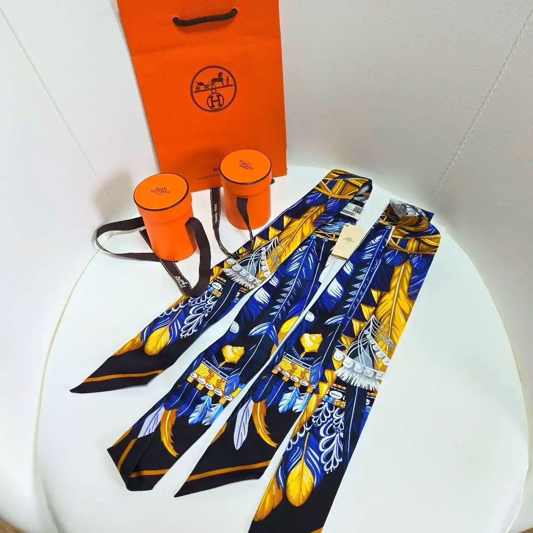 HERMES ツイリー　新品未使用　タグ付 羽根模様　箱　ショッパー　スカーフ