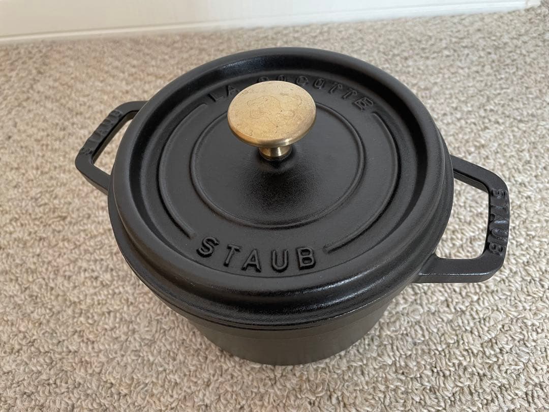 staub ストウブ　旧16cm ブラック　ピコココットラウンド