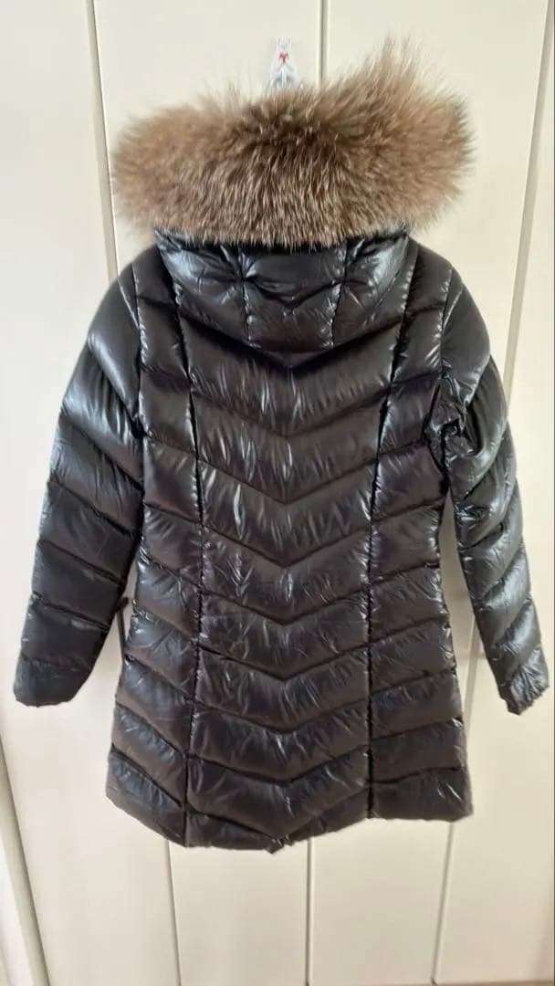 MONCLER モンクレール　ブラック ダウンジャケット フード付き　極美品