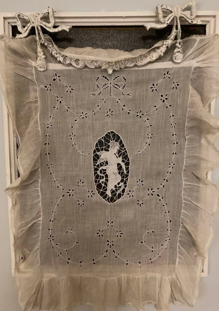 アンティーク　フランス　カットワーク　エンジェル　天使　椅子カバー