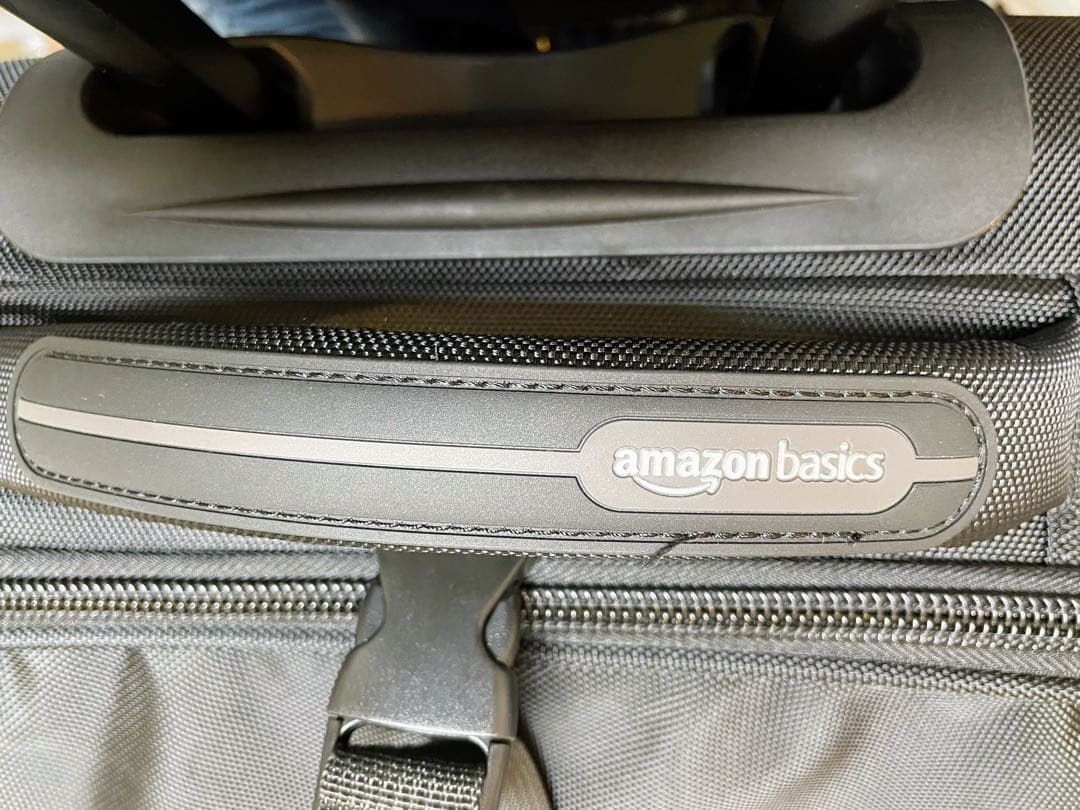 最終値下新品アマゾンベーシックハンドルとキャスター付ボストンバッグダッフルバッグ