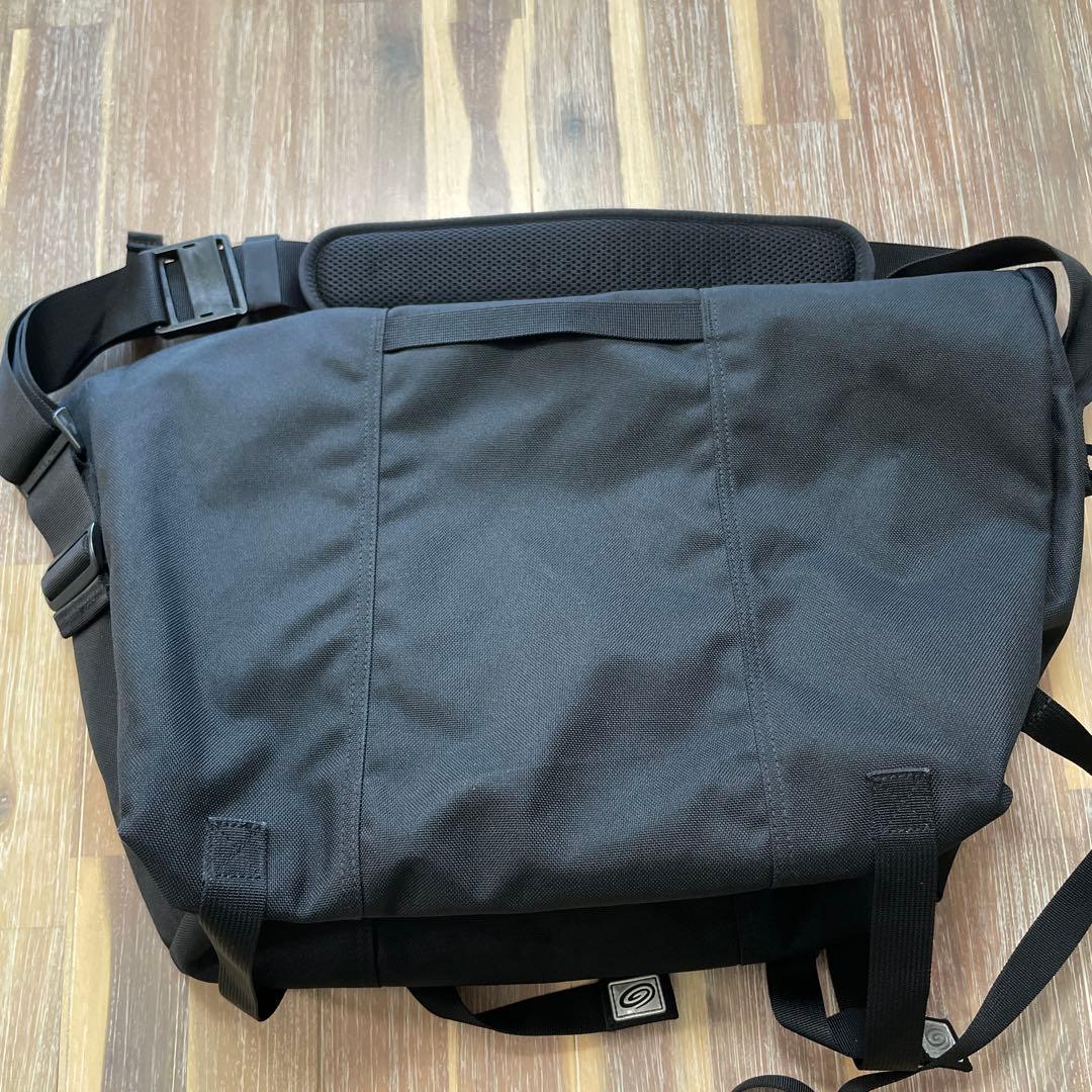 TIMBUK2 ブラック メッセンジャーバッグ