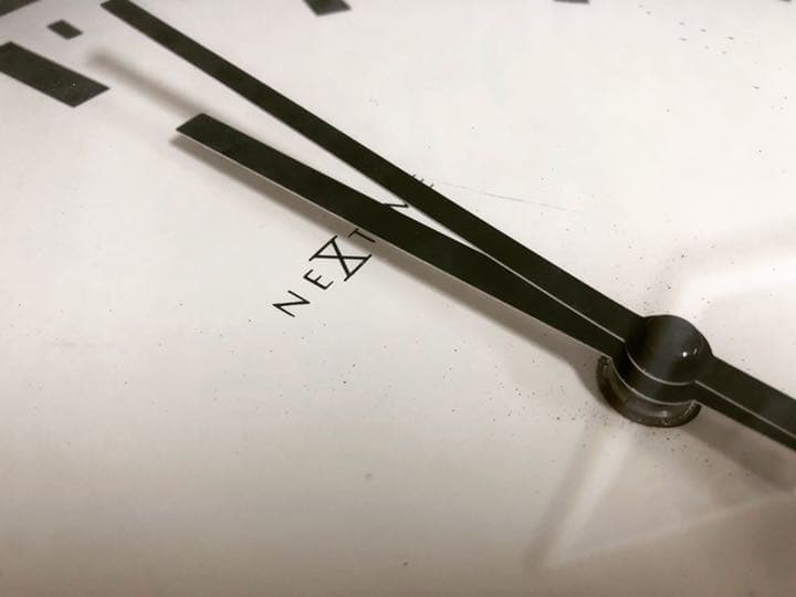 壁掛け時計　STALLINGA / スタリンガ　PANIKI