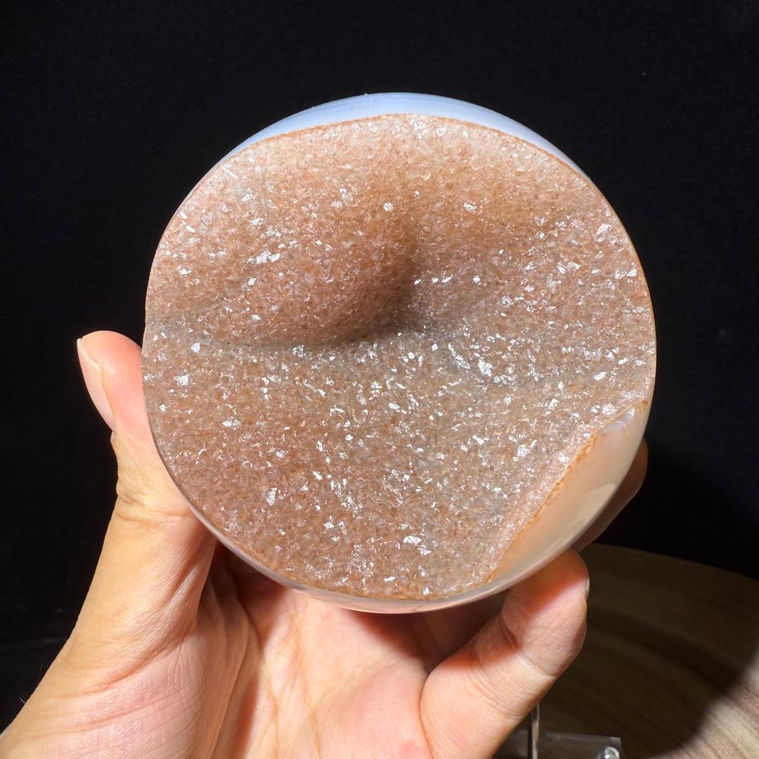 天然石シュガー瑪瑙の笑い口　置物　スフィアNO.062706
