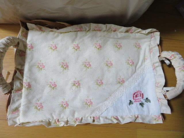 レア　マニー　ローズ　トレー