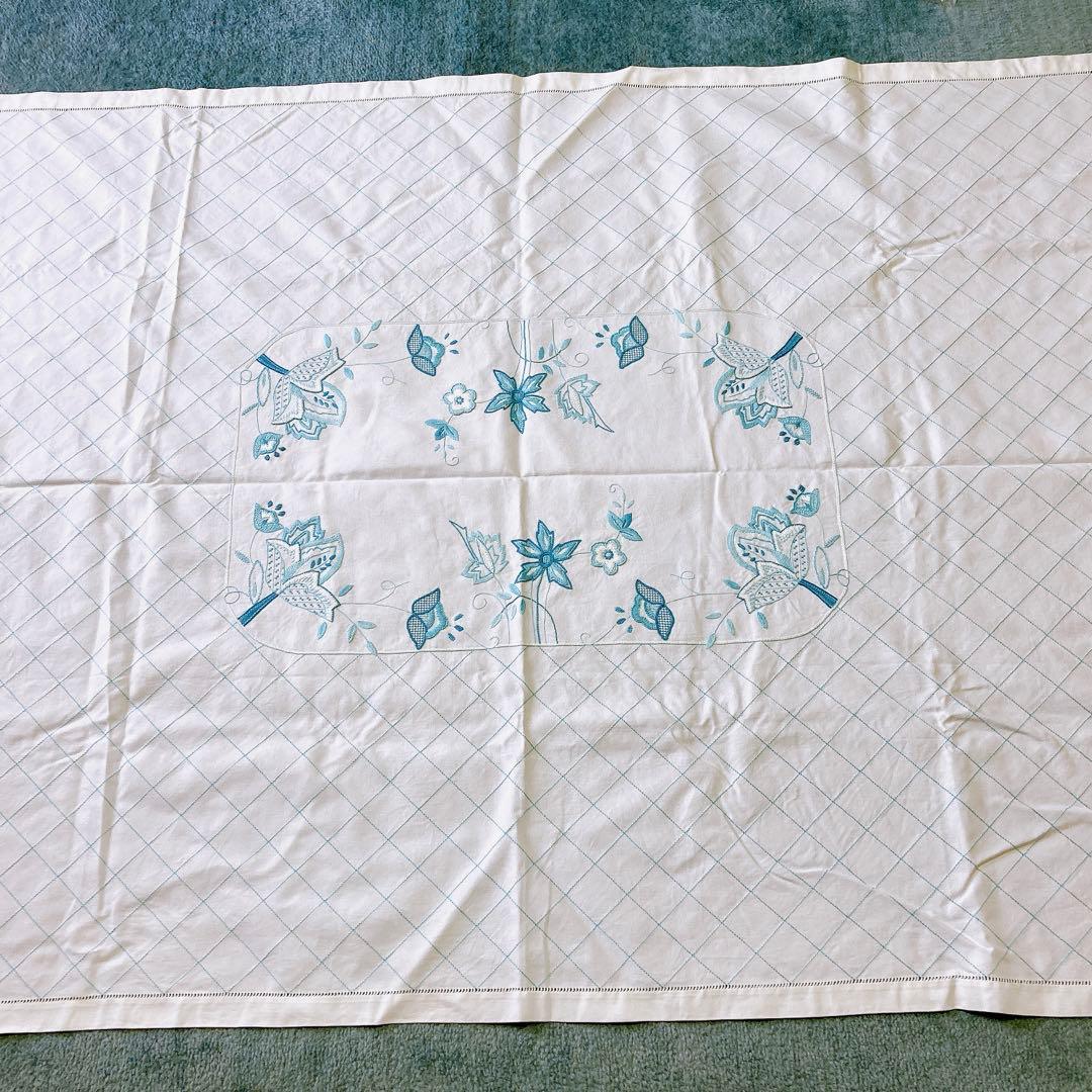 戸塚刺繍　テーブルクロス　ハンドメイド