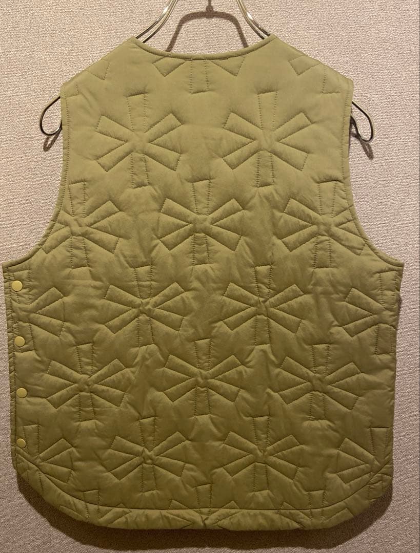 美品　 peak レディース ベスト アスタリスク サイズ1