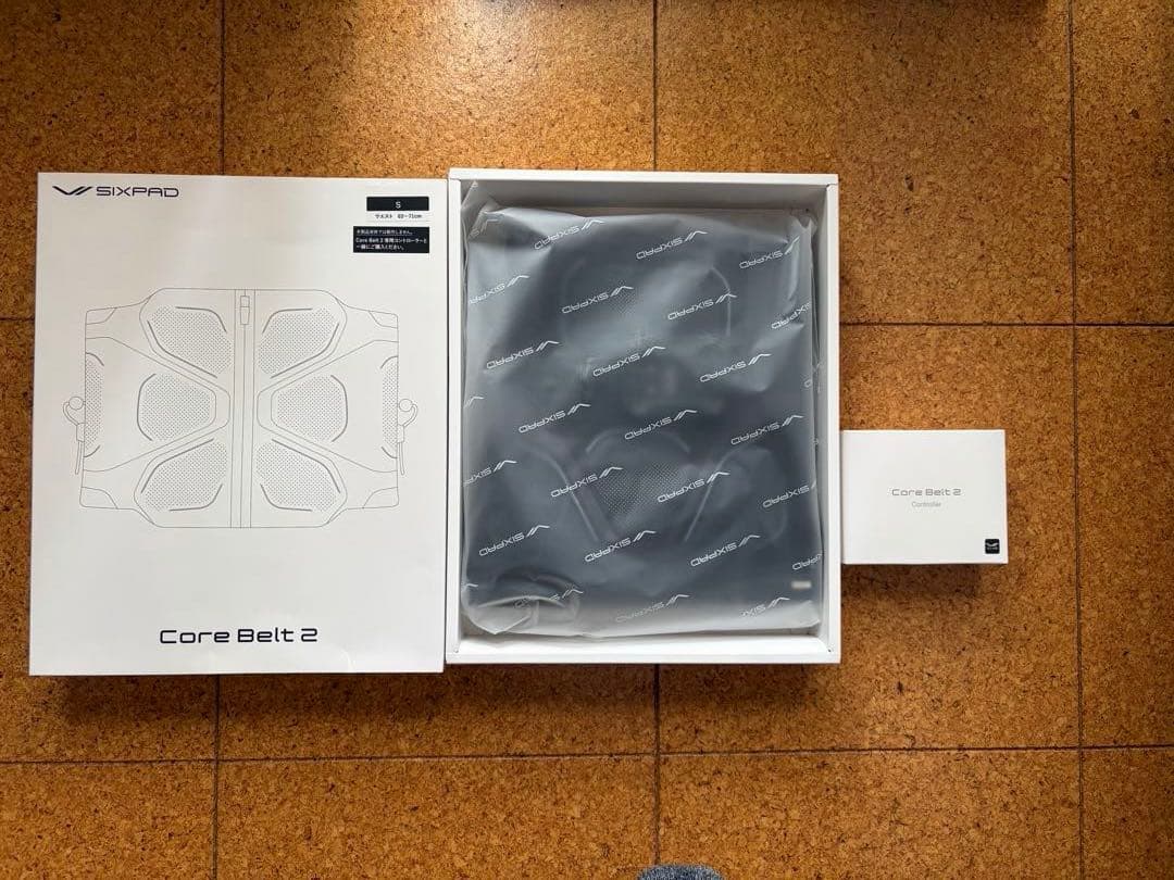 お値引き中!新品⭐︎SIXPAD Core Belt 2 Sサイズ