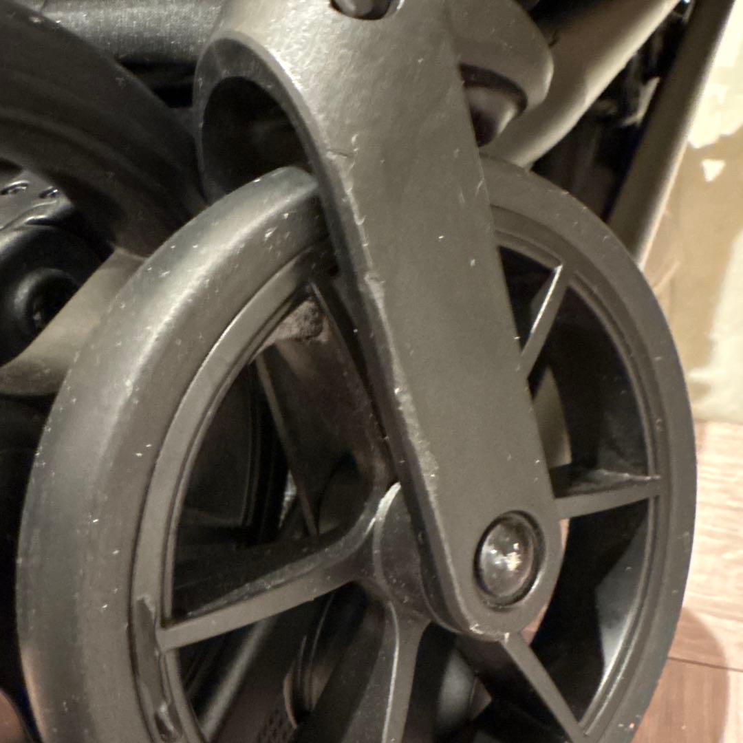 【コンビ】auto N second オートエヌセカンド グレージュ