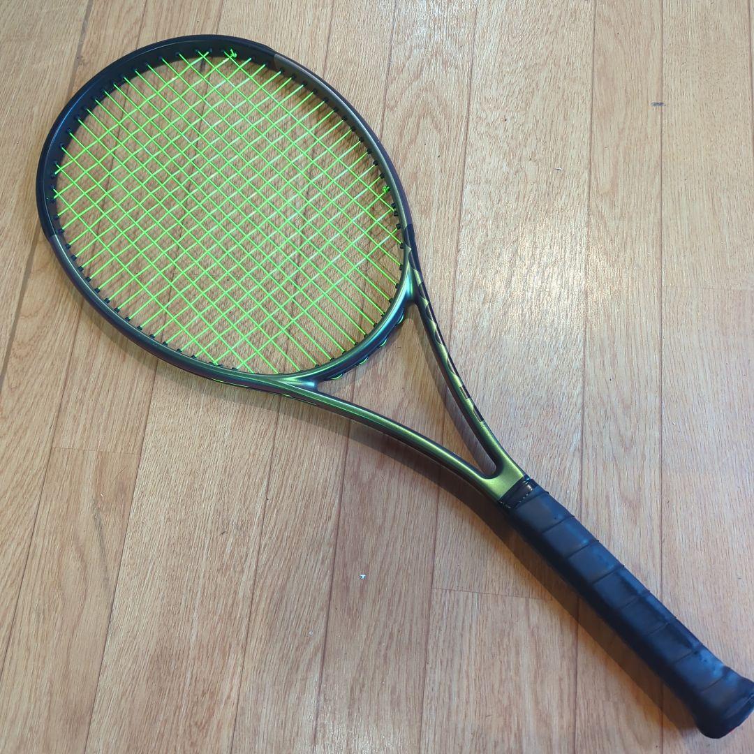 Wilson BLADE 98　V8　16✕19　グリップ２
