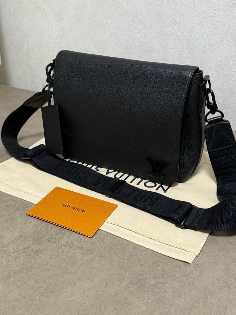 極美✨ルイヴィトン M57080 テイクオフメッセンジャー アエログラムブラック